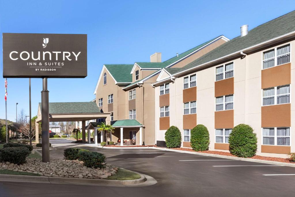 Country Inn & Suites by Radisson Dalton GA Main image 1